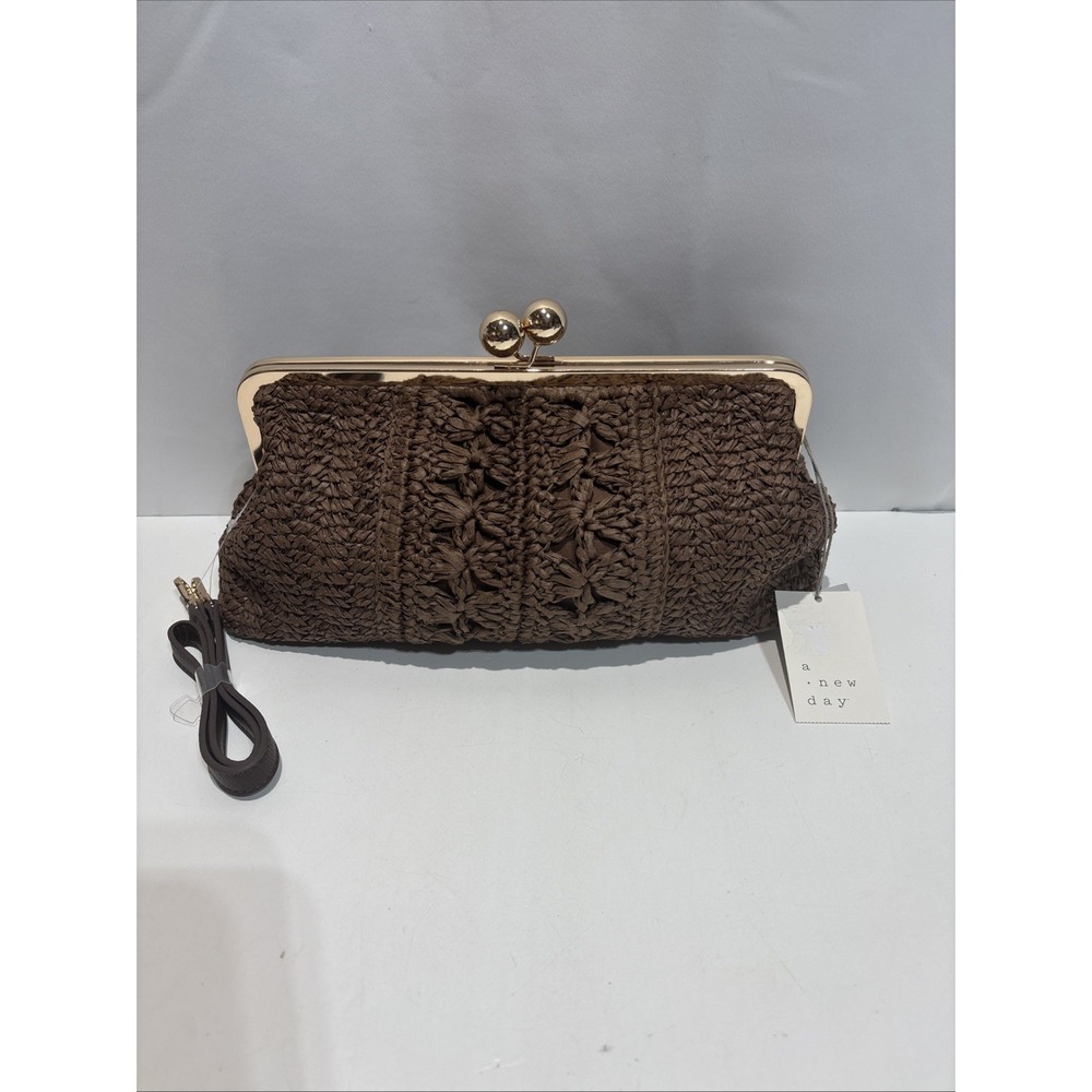 Straw Raffia Kiss Lock Clutch Bag - A New Day Brown W/Removable shoulder strap